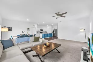2280 Harris Hawk Ave, Ruskin, FL 33570 - Photo 10
