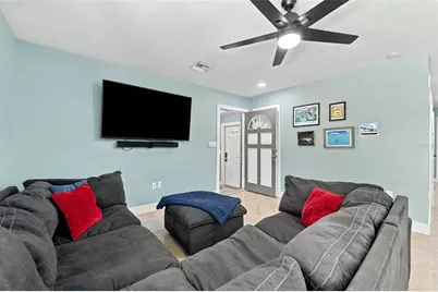 6613 Travis Boulevard, Tampa, FL 33610 - Photo 8