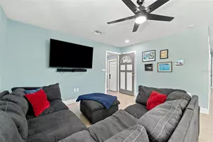 6613 Travis Blvd, Tampa, FL 33610 - Photo 8