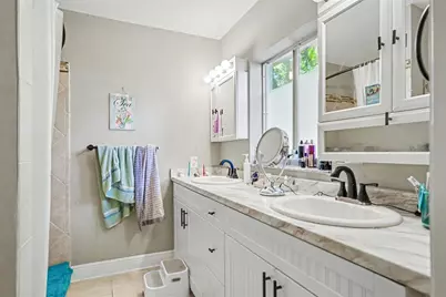 3022 Dartmouth Avenue N, Saint Petersburg, FL 33713 - Photo 10