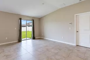 5005 White Chicory Dr, Apollo Beach, FL 33572 - Photo 22