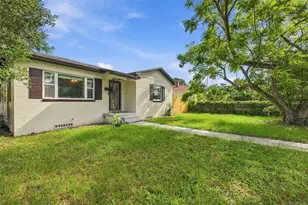2495 34th Ave N, Saint Petersburg, FL 33713 - Photo 4