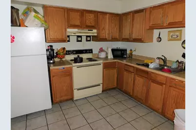[Address not provided], Tampa, FL 33612 - Photo 32