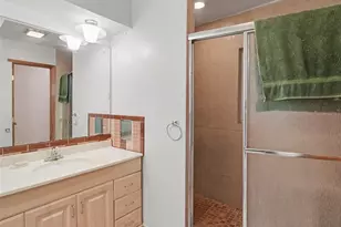 562 E Tarpon Blvd NW, Port Charlotte, FL 33952 - Photo 16