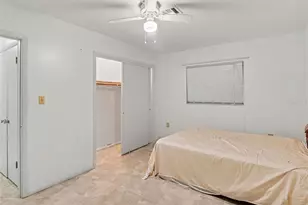 562 E Tarpon Blvd NW, Port Charlotte, FL 33952 - Photo 14