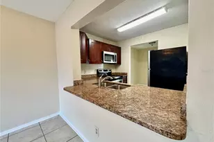 1428 Highland Ridge Cir, Brandon, FL 33510 - Photo 12