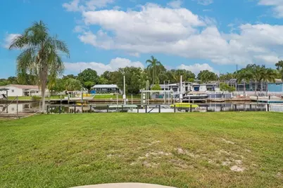 1658 Indian Rocks Road S, Largo, FL 33774 - Photo 4