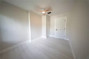 922 E Ida St, Tampa, FL 33603 - Photo 26
