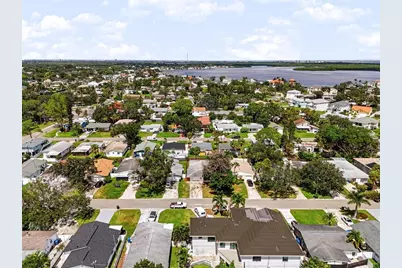 1849 New Hampshire Avenue NE, Saint Petersburg, FL 33703 - Photo 40
