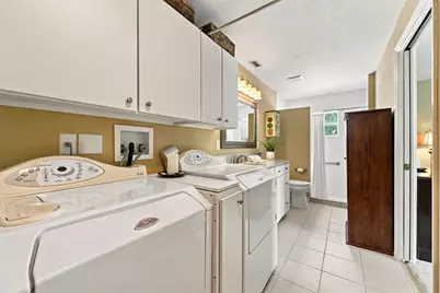 2966 Hillcreek Circle S, Clearwater, FL 33759 - Photo 34