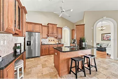 2966 Hillcreek Circle S, Clearwater, FL 33759 - Photo 10