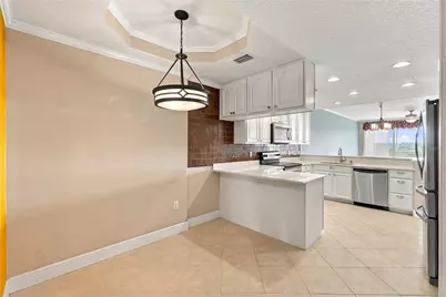 7070 Key Haven Road #402, Seminole, FL 33777 - Photo 10
