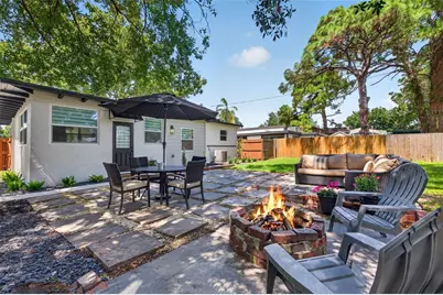 9025 1st Street NE, Saint Petersburg, FL 33702 - Photo 22