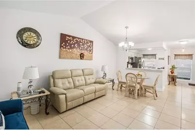 314 Knottwood Court #314, Sun City Center, FL 33573 - Photo 12