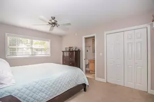 7864 15th Way N, Saint Petersburg, FL 33702 - Photo 8