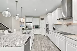 31584 Colada Drift Way, Wesley Chapel, FL 33545 - Photo 14