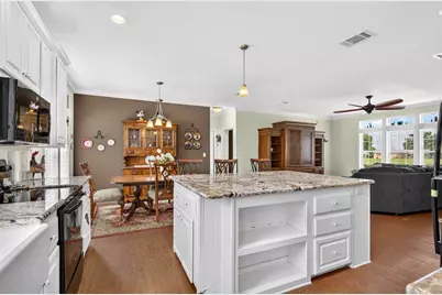 10006 Evanston Lane, Wesley Chapel, FL 33545 - Photo 10