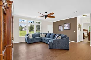 10006 Evanston Ln, Wesley Chapel, FL 33545 - Photo 8