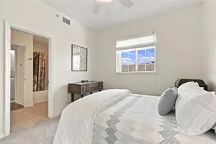 316 8th St S, Saint Petersburg, FL 33701 - Photo 22
