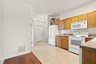 316 8th St S, Saint Petersburg, FL 33701 - Photo 20
