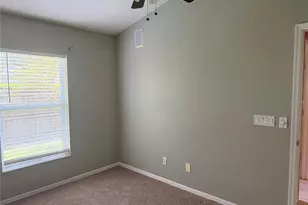 10609 Chambers Dr, Tampa, FL 33626 - Photo 6