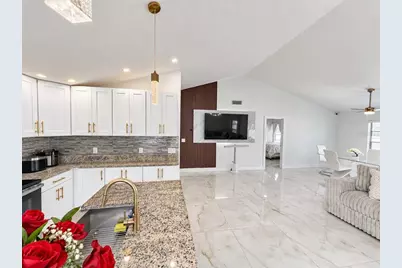 5483 Friarsway Drive, Tampa, FL 33624 - Photo 16