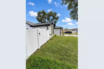 5483 Friarsway Drive, Tampa, FL 33624 - Photo 10