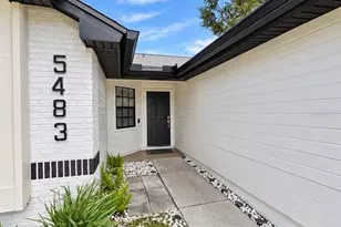 5483 Friarsway Dr, Tampa, FL 33624 - Photo 2