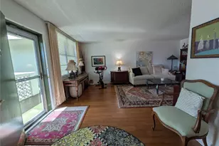 4885 1st St NE, Saint Petersburg, FL 33703 - Photo 12