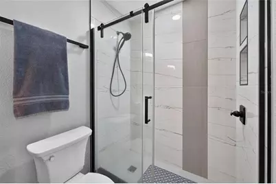 5205 Oak Charter Court, Temple Terrace, FL 33617 - Photo 28