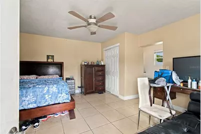11006 N Oakleaf Avenue, Tampa, FL 33612 - Photo 30