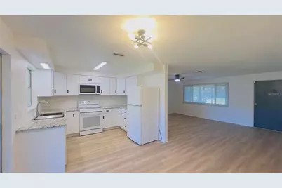 8675 Lantana Drive, Seminole, FL 33777 - Photo 6