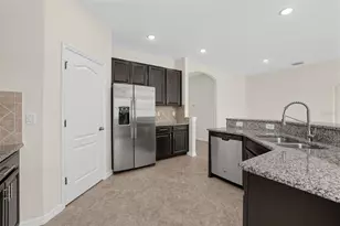 14421 Alistar Manor Dr, Wimauma, FL 33598 - Photo 6