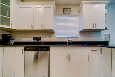 11472 Park Boulevard, Seminole, FL 33772 - Photo 14