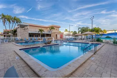 2960 59th Street S #105, Gulfport, FL 33707 - Photo 36
