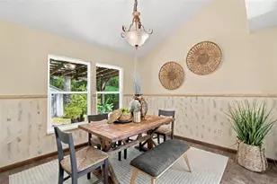 709 Jacaranda Dr, Oldsmar, FL 34677 - Photo 12