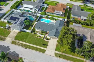 13655 Las Palmas Dr, Largo, FL 33774 - Photo 32