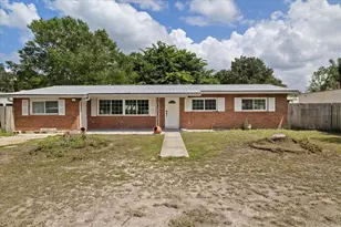 8125 N Socrum Loop Rd, Lakeland, FL 33809 - Photo 1