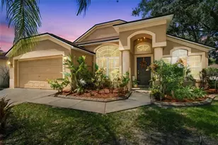 19014 Silverbrook Dr, Tampa, FL 33647 - Photo 2