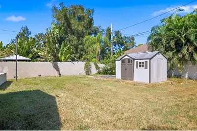 8143 Overlook Place NE, Saint Petersburg, FL 33702 - Photo 18