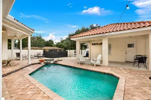 2721 N Royal Ct, Tampa, FL 33602 - Photo 44