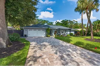 10588 139th Way, Largo, FL 33774 - Photo 2