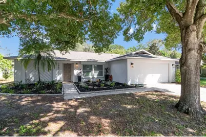 1967 Beckett Lake Dr, Clearwater, FL 33763 - Photo 1