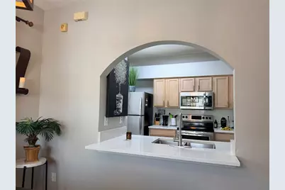 18120 Paradise Point Drive, Tampa, FL 33647 - Photo 4