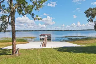 10915 SE Sunset Harbor Rd, Summerfield, FL 34491 - Photo 2