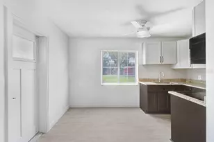 810 Patbur Ave, Tampa, FL 33612 - Photo 6