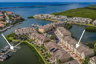 4324 Spinnaker Cove Ln, Tampa, FL 33615 - Photo 1