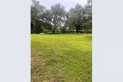 704 2nd Avenue NE, Ruskin, FL 33570 - Photo 2