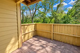 8617 Fancy Finch Dr, Tampa, FL 33614 - Photo 38