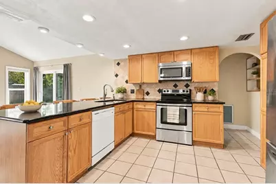 11093 117th Street, Seminole, FL 33778 - Photo 2